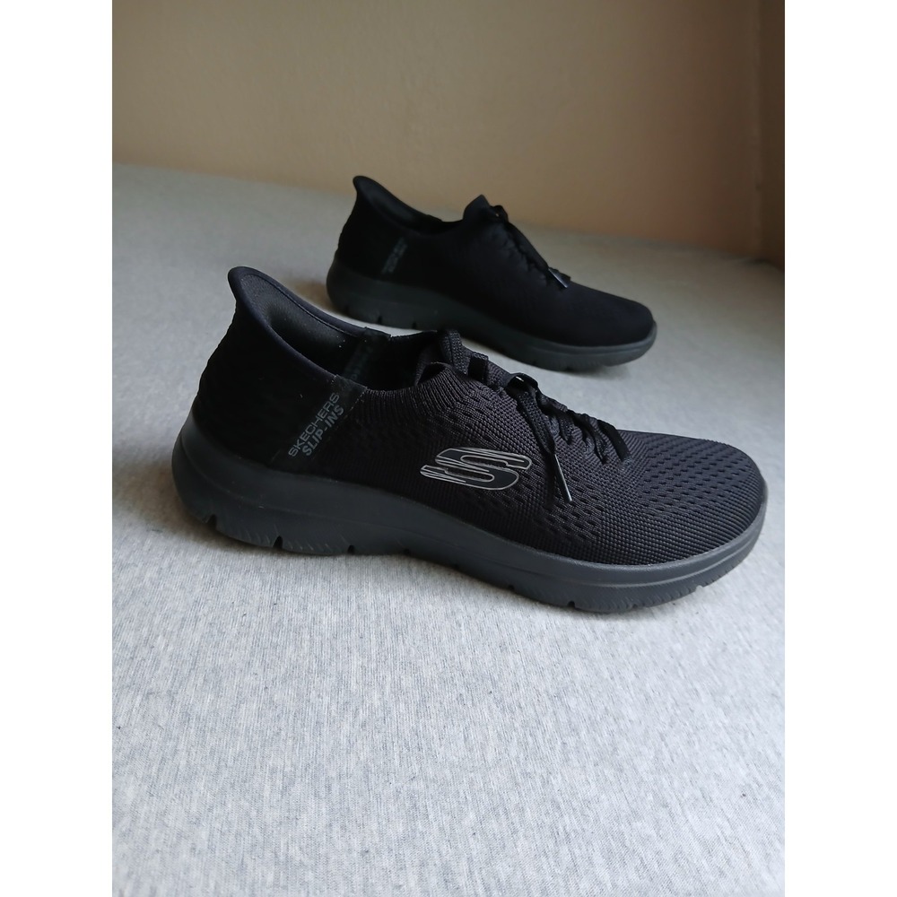 Skechers Slip In Womens 8.5 Sneakers Athletic Running Cushioned Active Casual